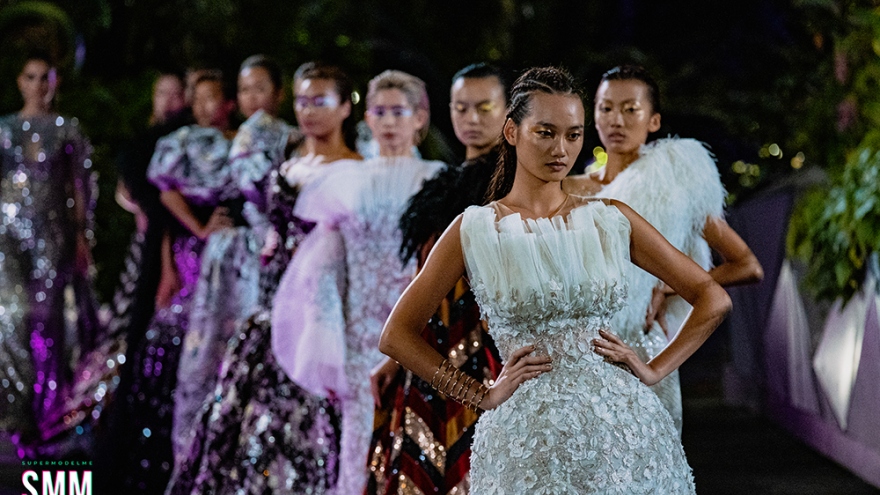 Quynh Anh wins Supermodel Me Revolution 2021